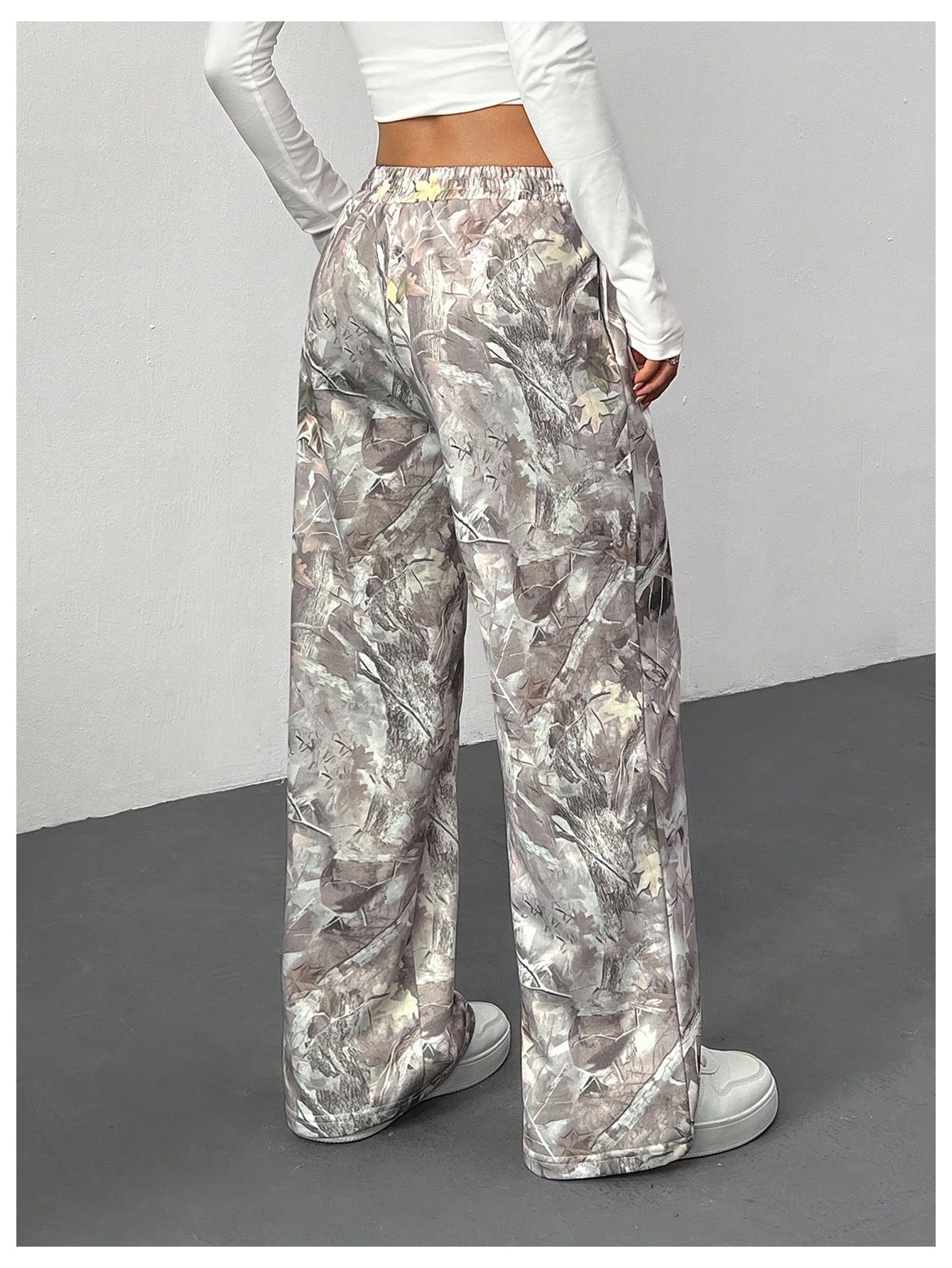 Women's Camo Baggy Cargo Sweatpants