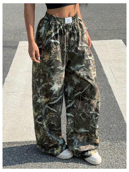 Women's Camo Baggy Cargo Sweatpants